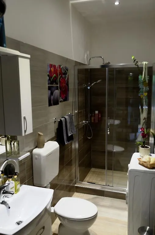 Apartment Vuzar Abbázia